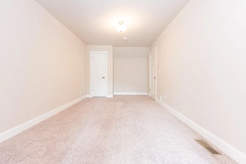 1 Maple Village Court Ann Arbor City MI 48103