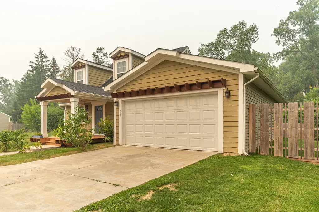 1 Maple Village Court Ann Arbor City MI 48103