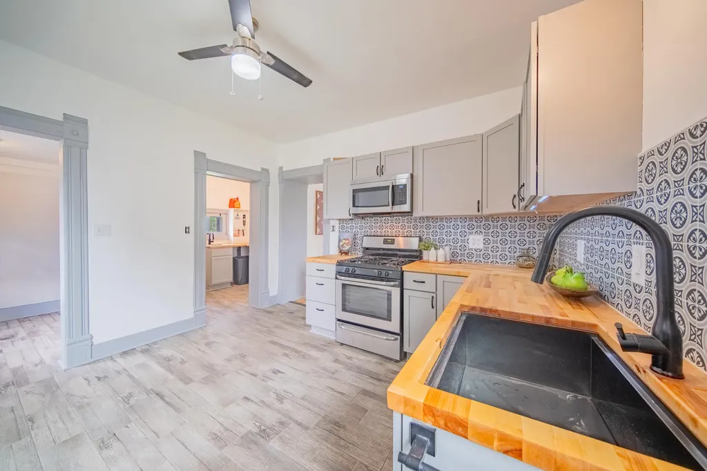 359 Ypsilanti Street Dundee Village MI 48131