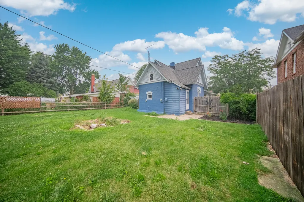 359 Ypsilanti Street Dundee Village MI 48131