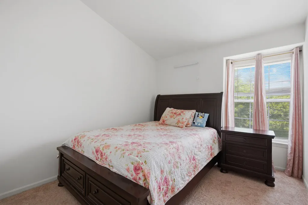 38559 Nellie Lane Westland City MI 48186