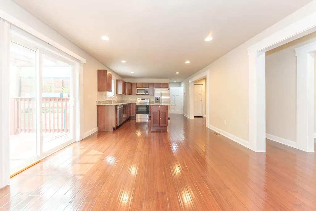 2 Maple Village Court Ann Arbor City MI 48103