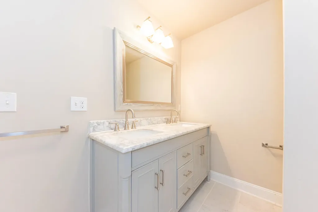 2 Maple Village Court Ann Arbor City MI 48103