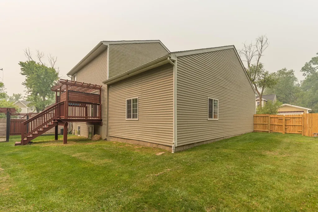 2 Maple Village Court Ann Arbor City MI 48103