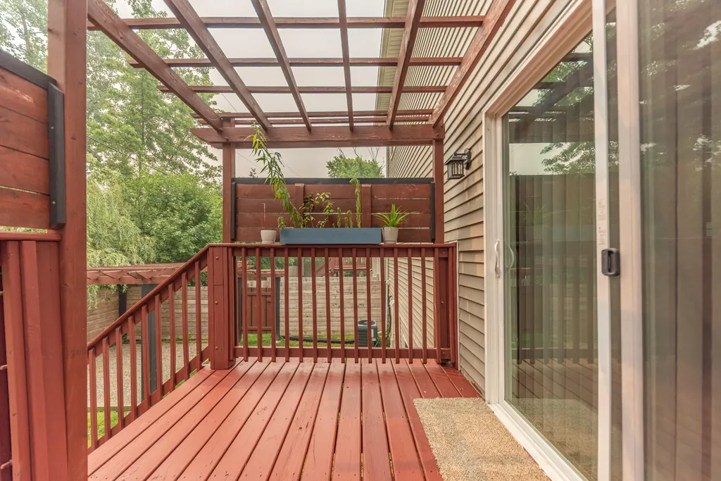 2 Maple Village Court Ann Arbor City MI 48103