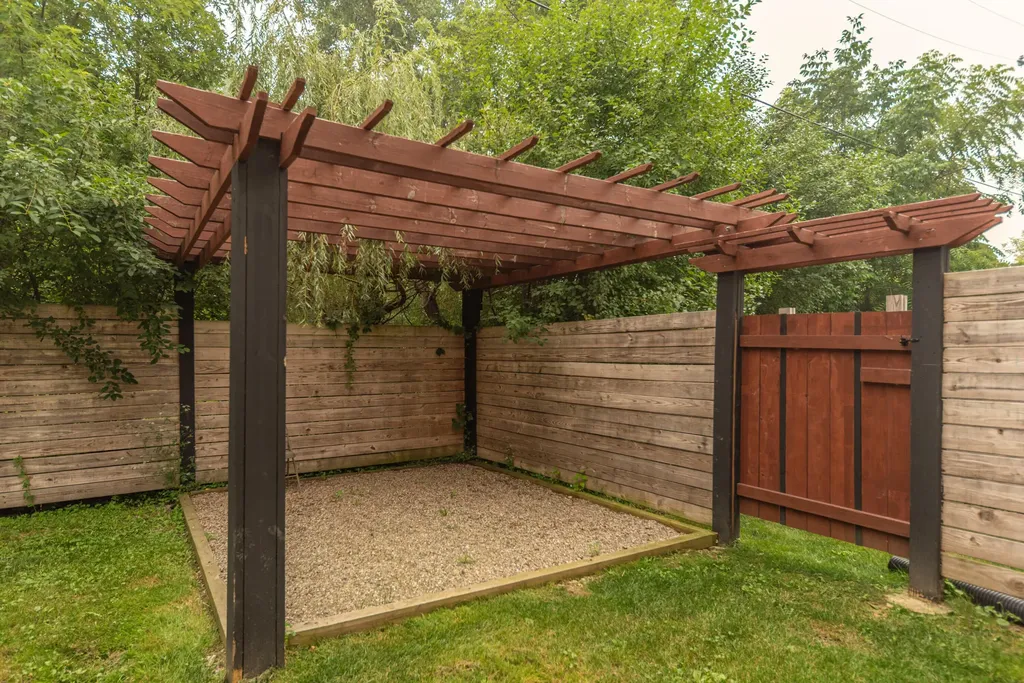 2 Maple Village Court Ann Arbor City MI 48103