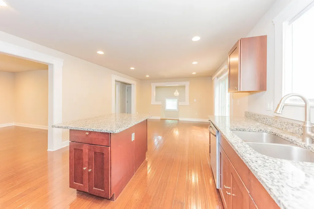 2 Maple Village Court Ann Arbor City MI 48103