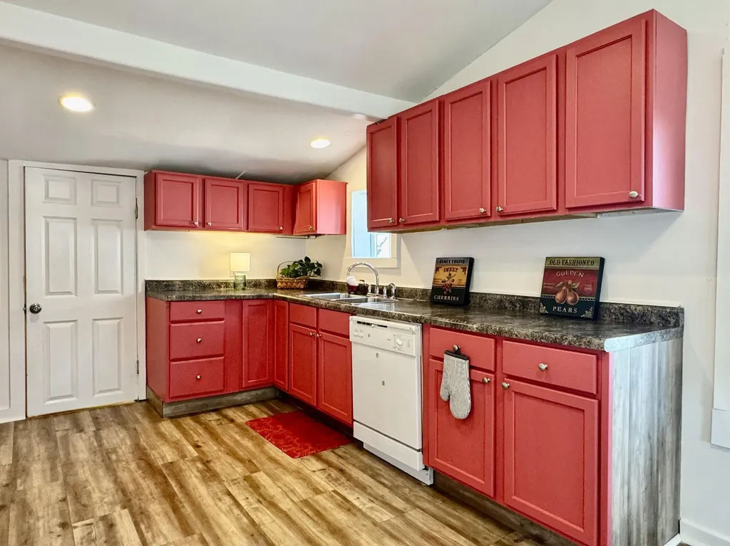 220 N East Street Brighton City MI 48116
