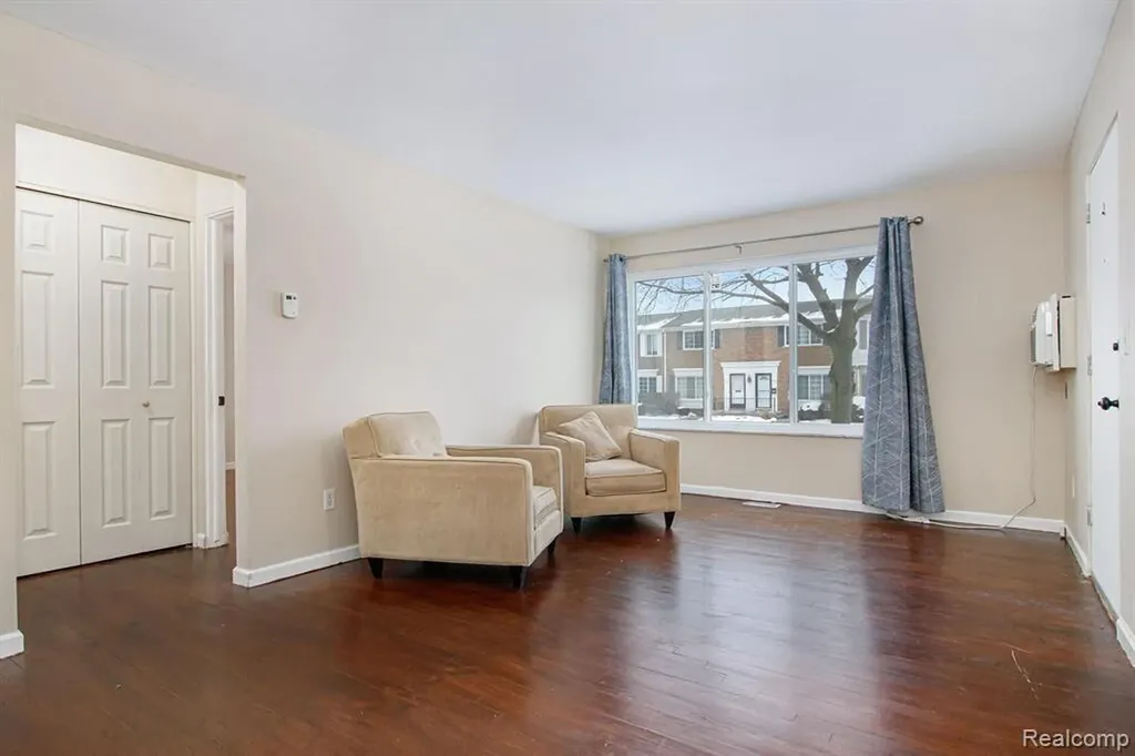 4839 Mansfield Avenue Royal Oak City MI 48073