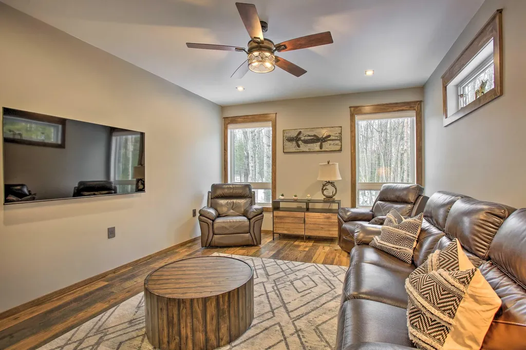343 Dubonnet Trail Unknown City MI 49643