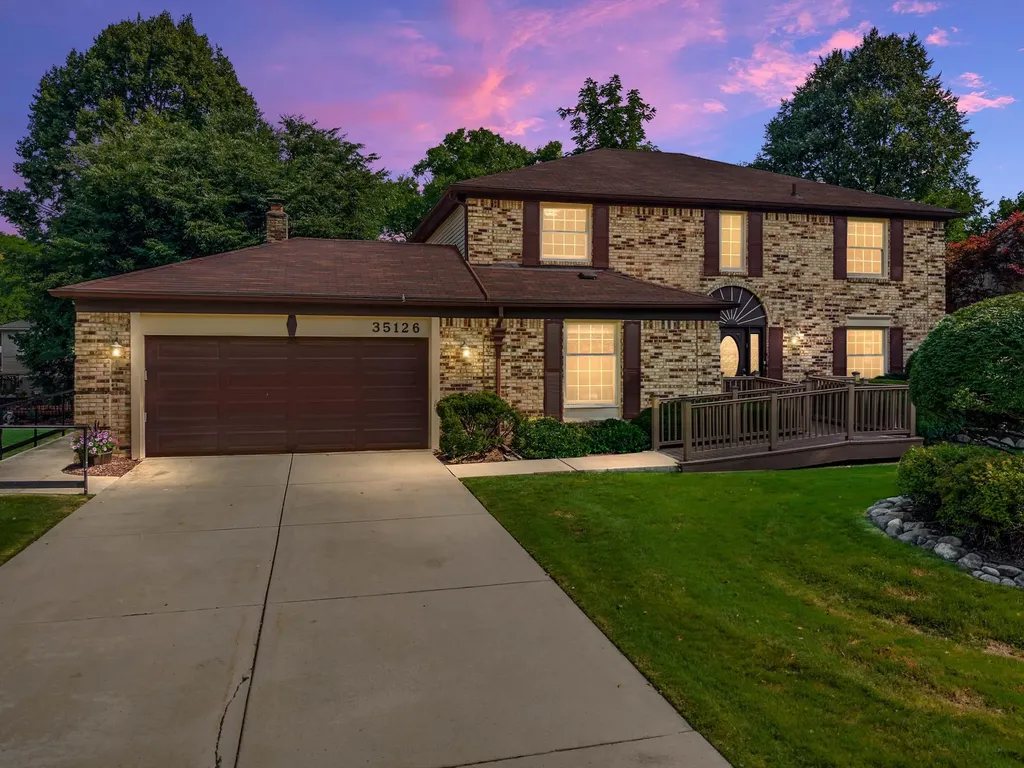 35126 Quaker Way Farmington Hills City MI 48331