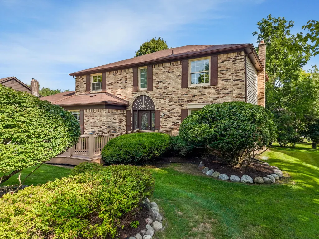 35126 Quaker Way Farmington Hills City MI 48331