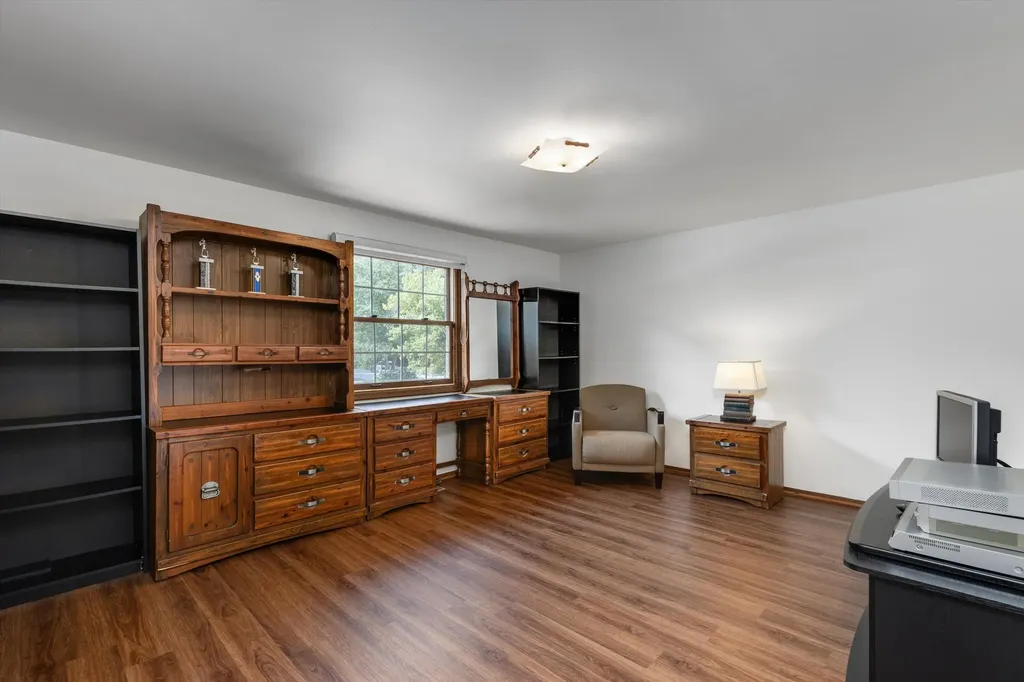 35126 Quaker Way Farmington Hills City MI 48331