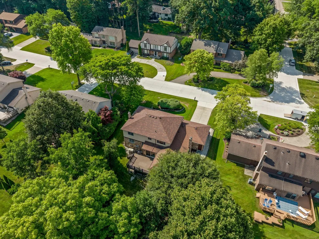 35126 Quaker Way Farmington Hills City MI 48331