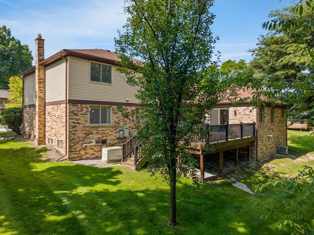 35126 Quaker Way Farmington Hills City MI 48331