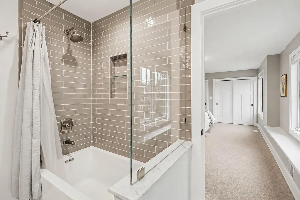 103 W Davis Avenue Ann Arbor City MI 48103