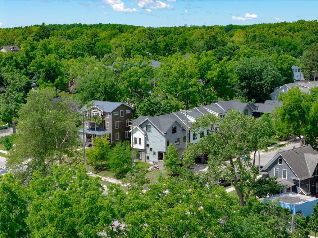 103 W Davis Avenue Ann Arbor City MI 48103