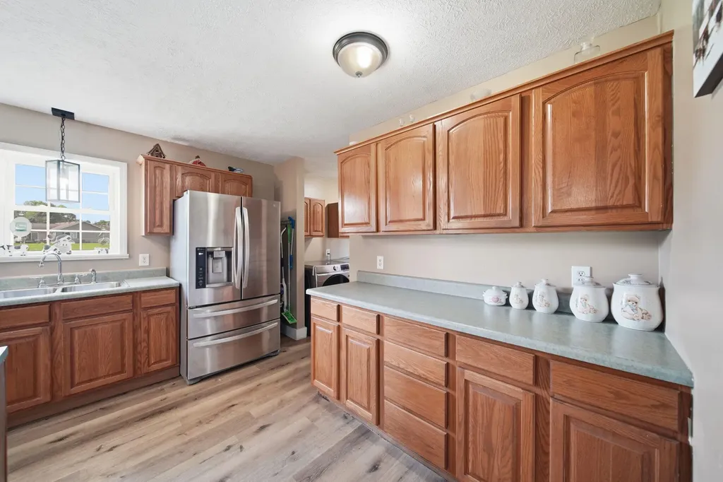 225 W Birch Street Litchfield City MI 49252