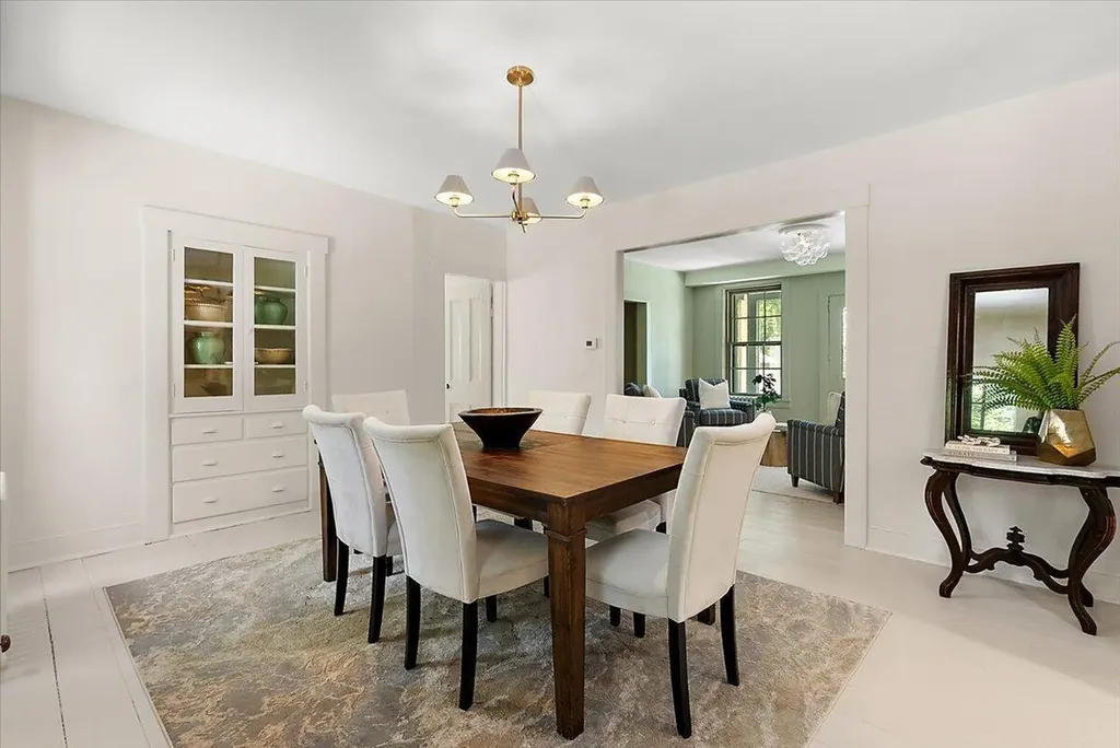 1575 Earhart Road Ann Arbor Charter Township MI 48105