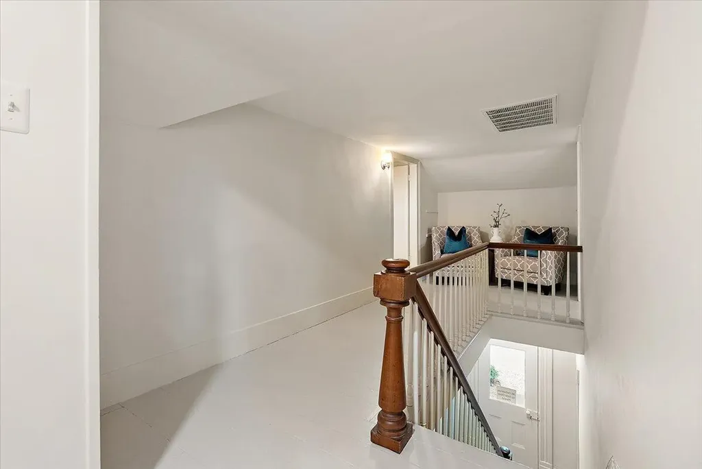1575 Earhart Road Ann Arbor Charter Township MI 48105