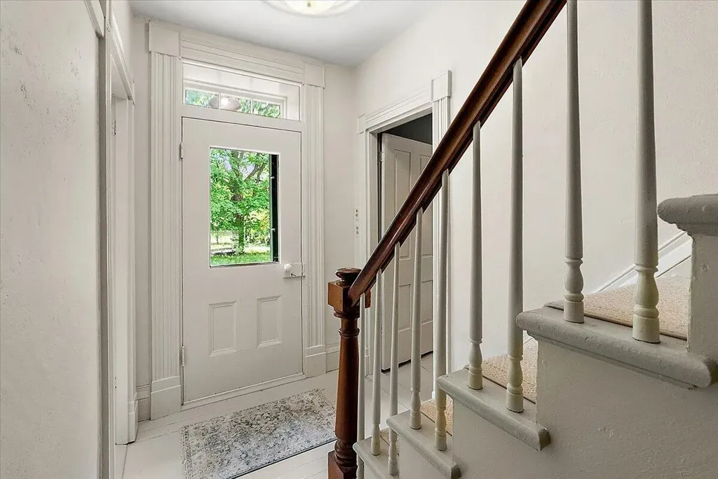 1575 Earhart Road Ann Arbor Charter Township MI 48105