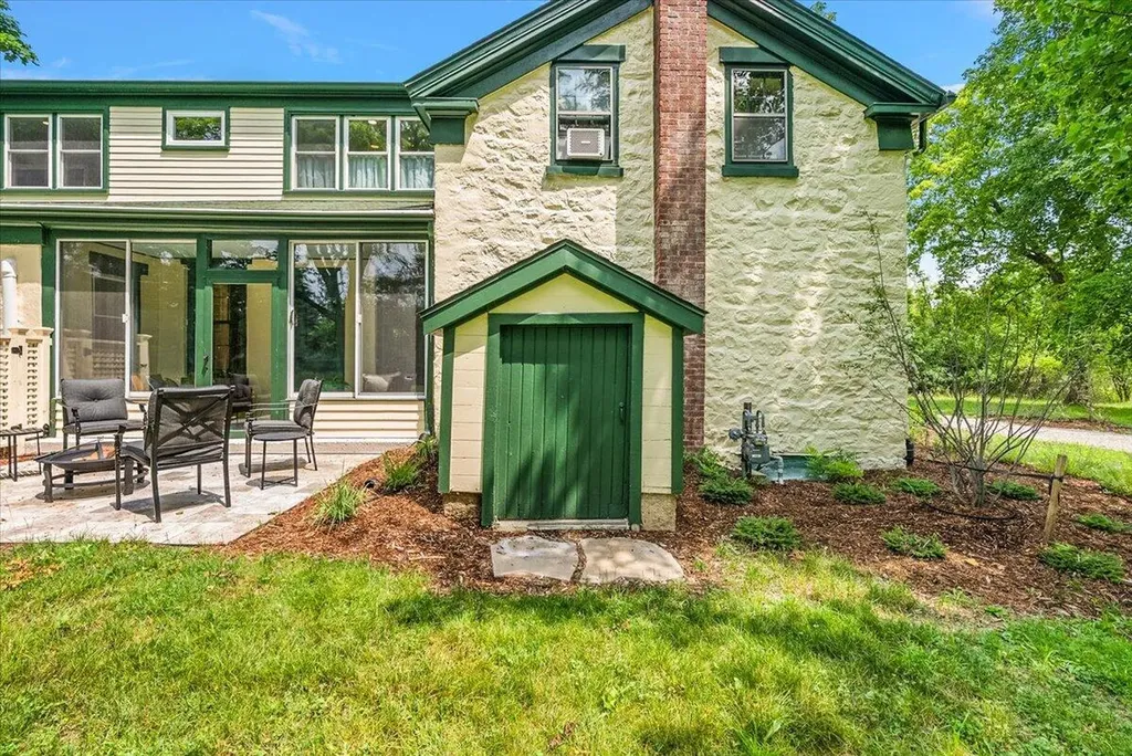 1575 Earhart Road Ann Arbor Charter Township MI 48105