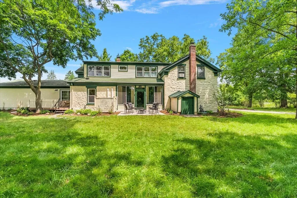 1575 Earhart Road Ann Arbor Charter Township MI 48105