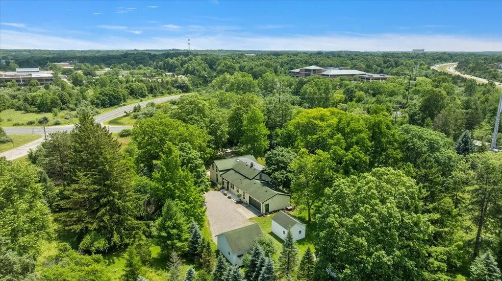 1575 Earhart Road Ann Arbor Charter Township MI 48105