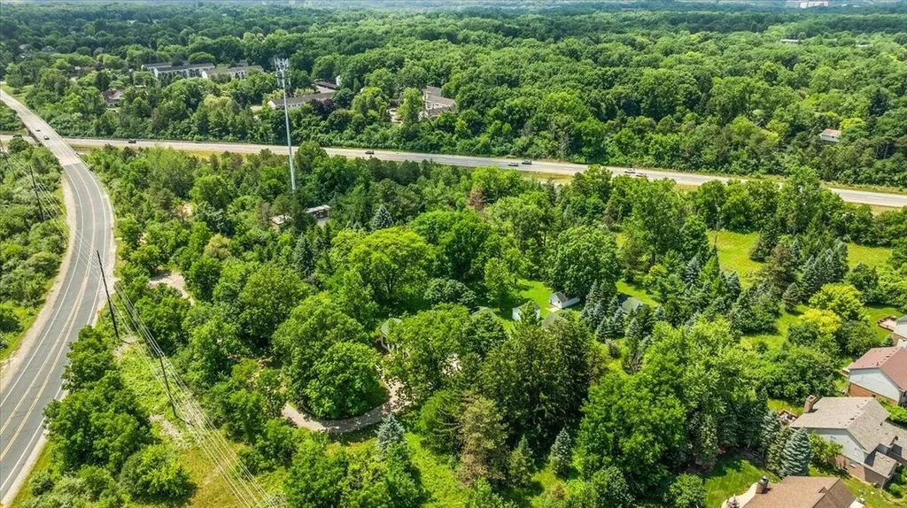1575 Earhart Road Ann Arbor Charter Township MI 48105
