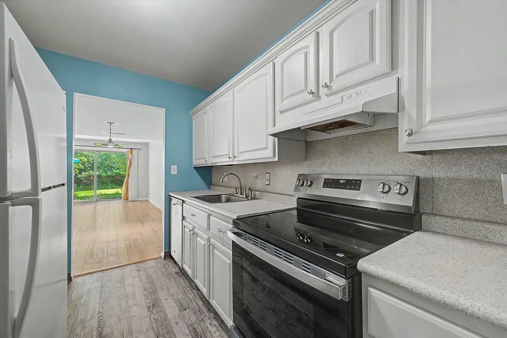 624 Watersedge Drive Ann Arbor City MI 48105