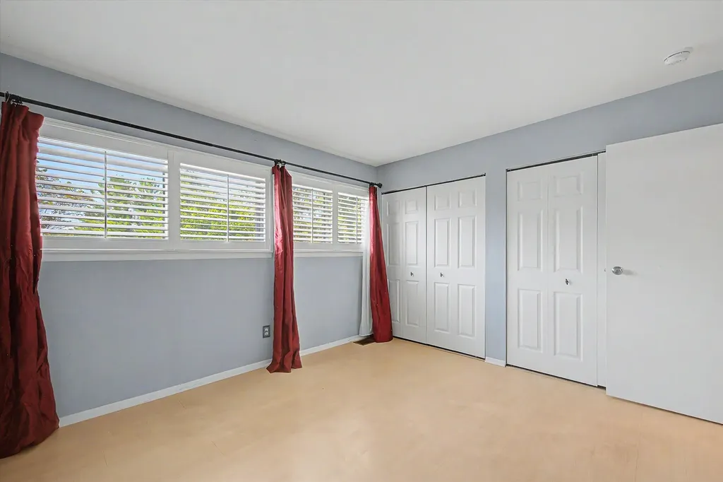 624 Watersedge Drive Ann Arbor City MI 48105