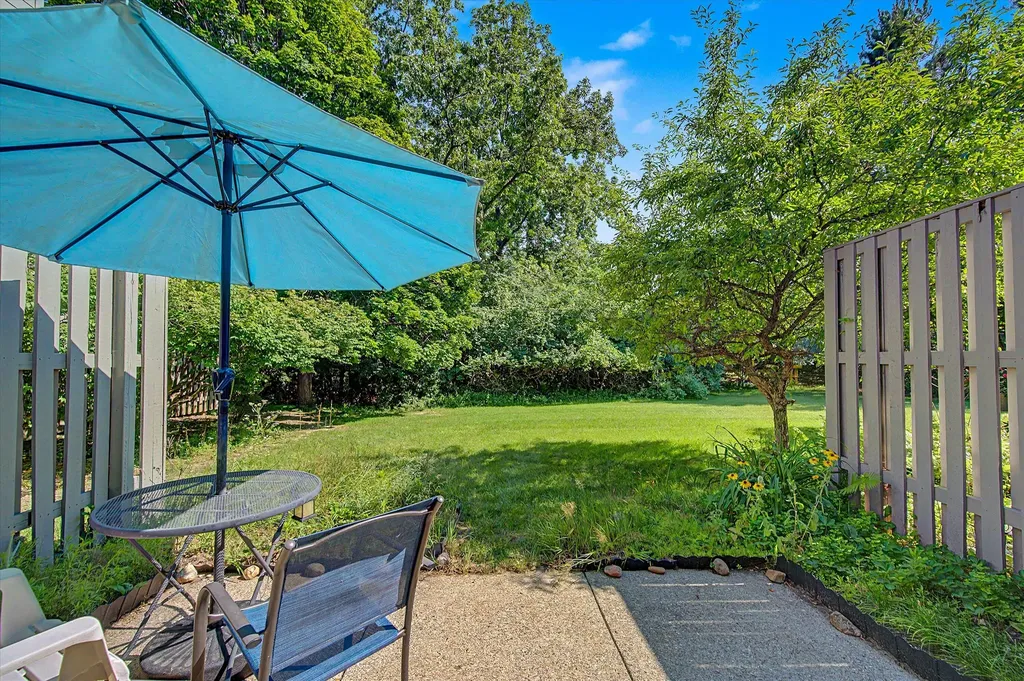 624 Watersedge Drive Ann Arbor City MI 48105