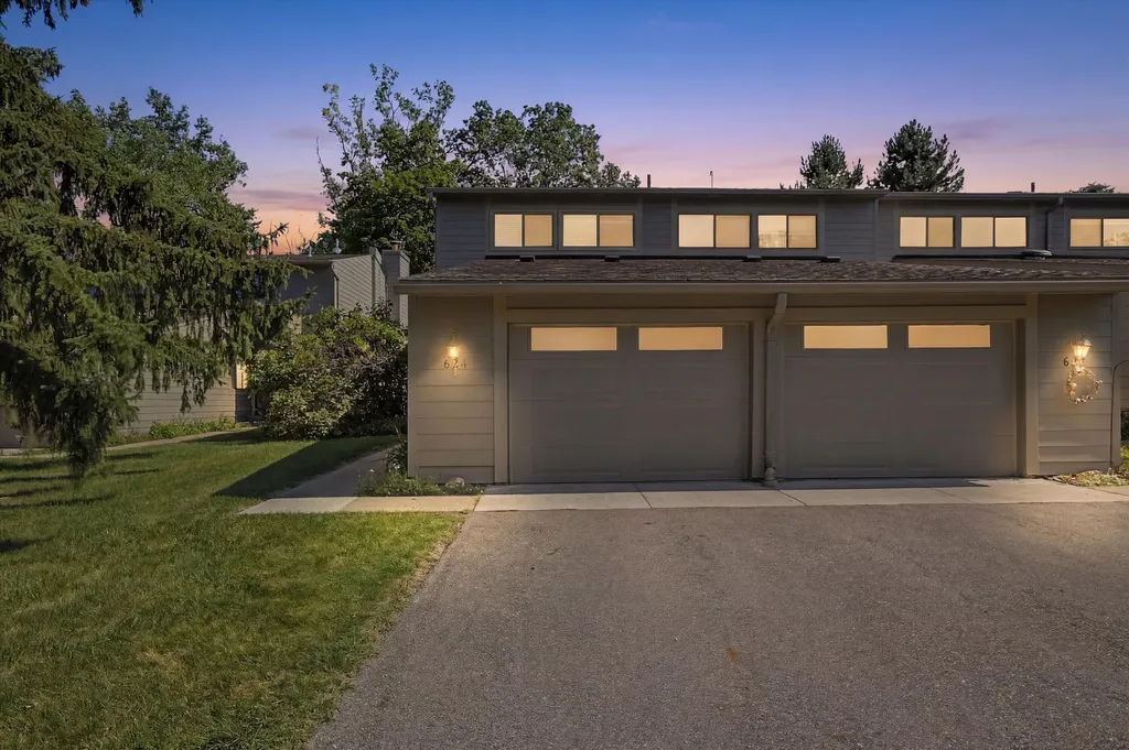 624 Watersedge Drive Ann Arbor City MI 48105