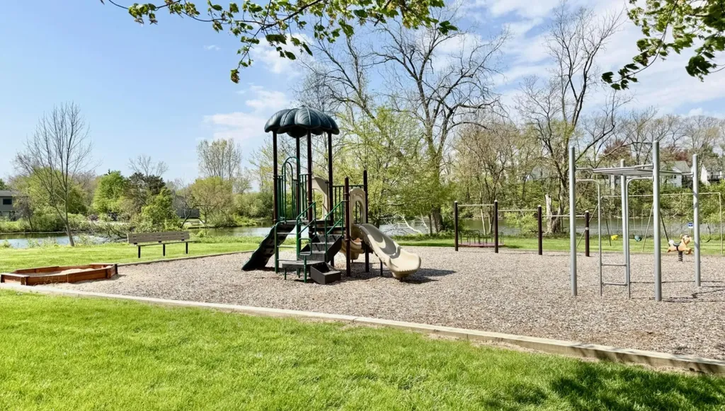 624 Watersedge Drive Ann Arbor City MI 48105
