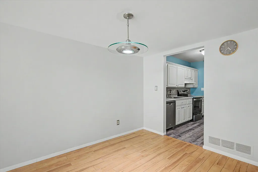 624 Watersedge Drive Ann Arbor City MI 48105
