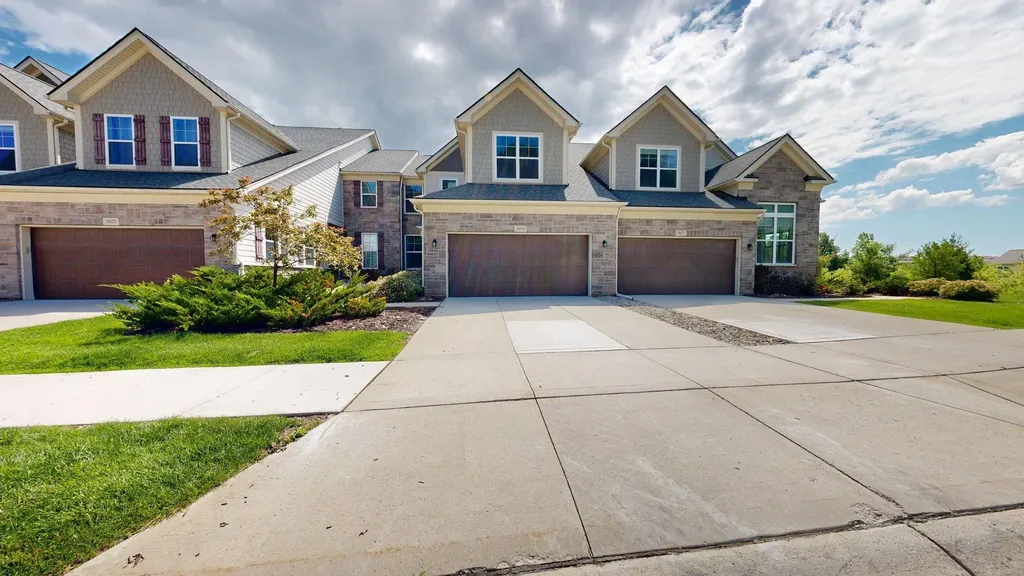 3019 N Spurway Drive Ann Arbor City MI 48105