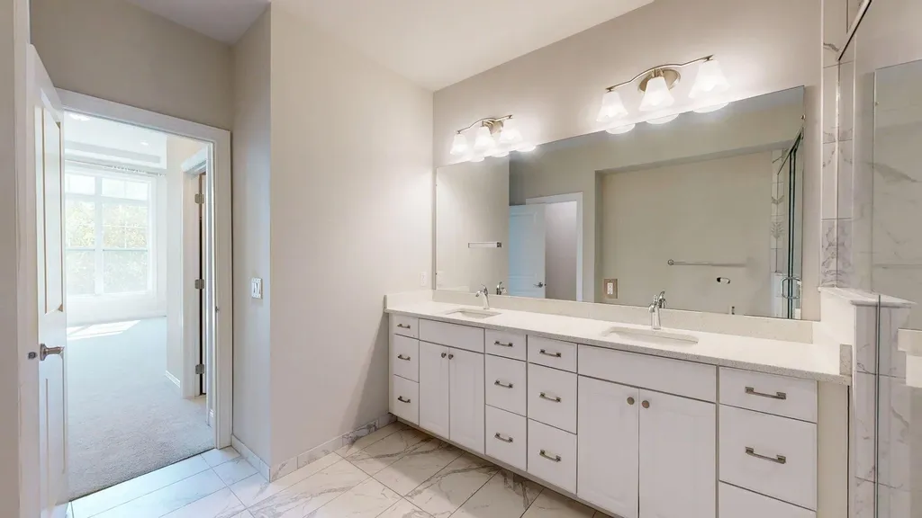 3019 N Spurway Drive Ann Arbor City MI 48105
