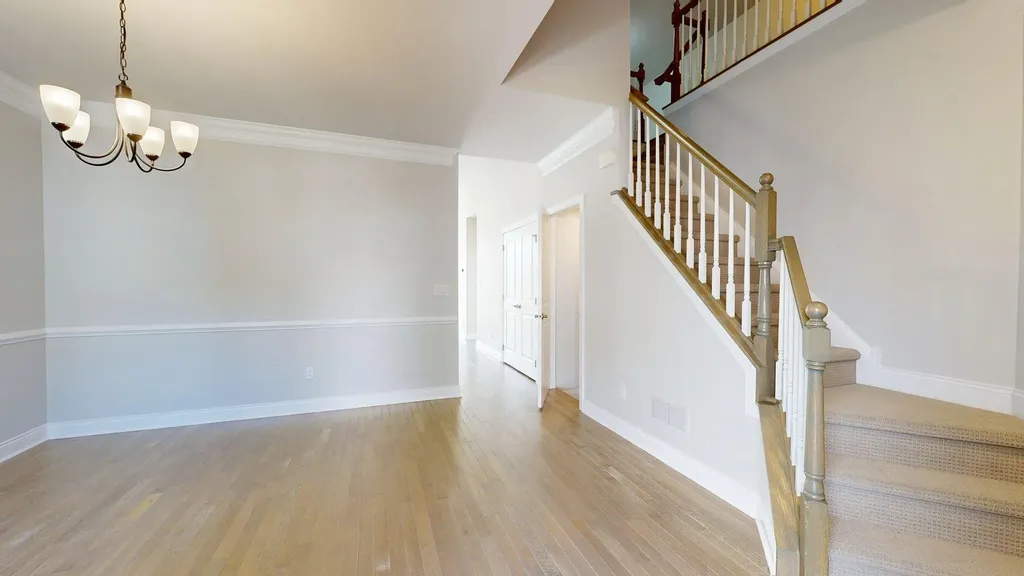 3019 N Spurway Drive Ann Arbor City MI 48105