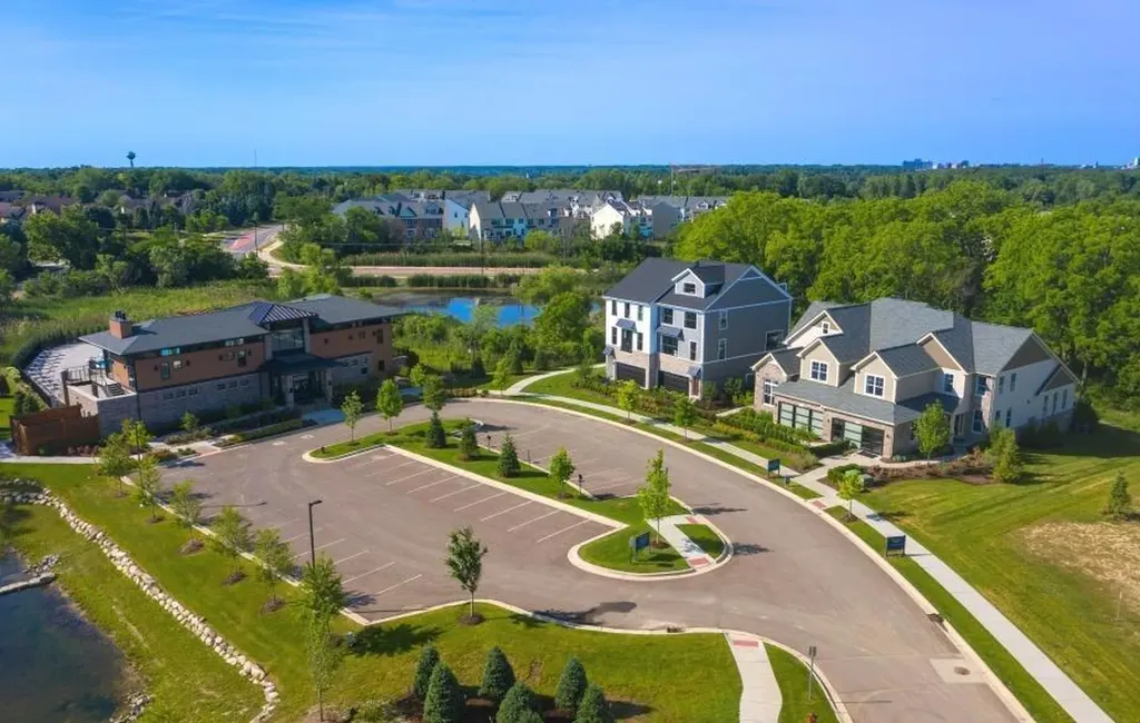 3019 N Spurway Drive Ann Arbor City MI 48105
