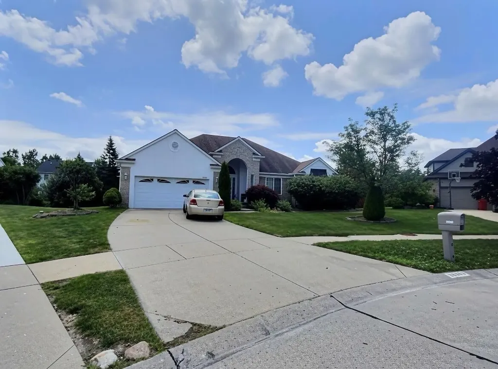 28363 Lady K Court Southfield City MI 48034
