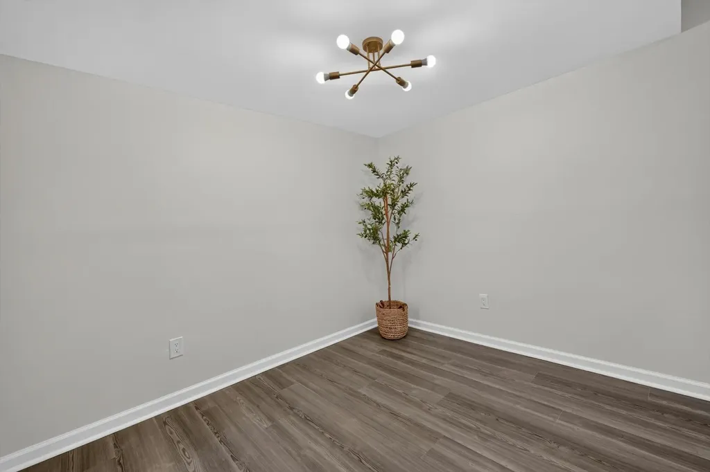21344 E Glen Haven Circle Novi City MI 48167