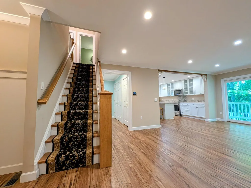 800 W Willis Road York Charter Township MI 48176