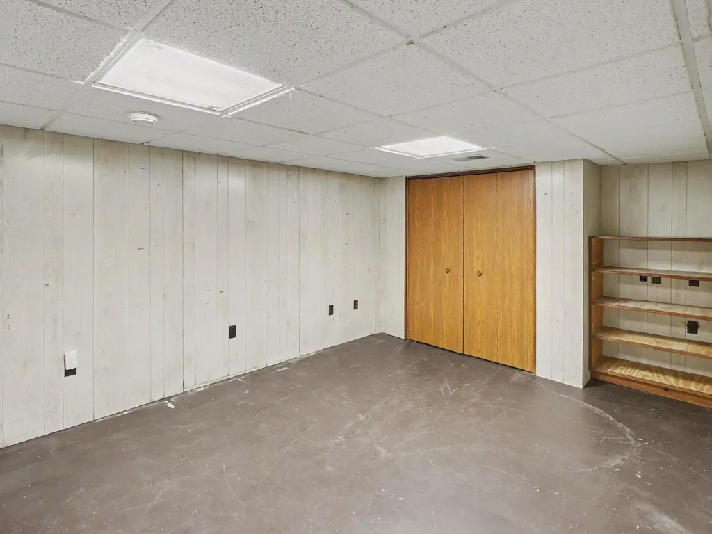 800 W Willis Road York Charter Township MI 48176