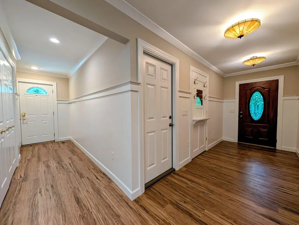 800 W Willis Road York Charter Township MI 48176