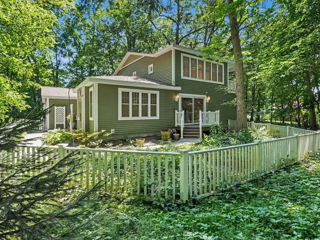 800 W Willis Road York Charter Township MI 48176