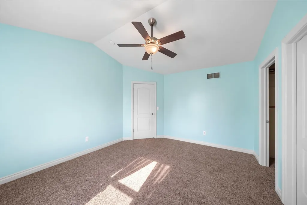 816 King Fisher Street Milan City MI 48160