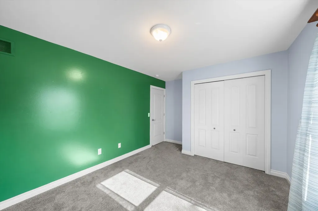 816 King Fisher Street Milan City MI 48160