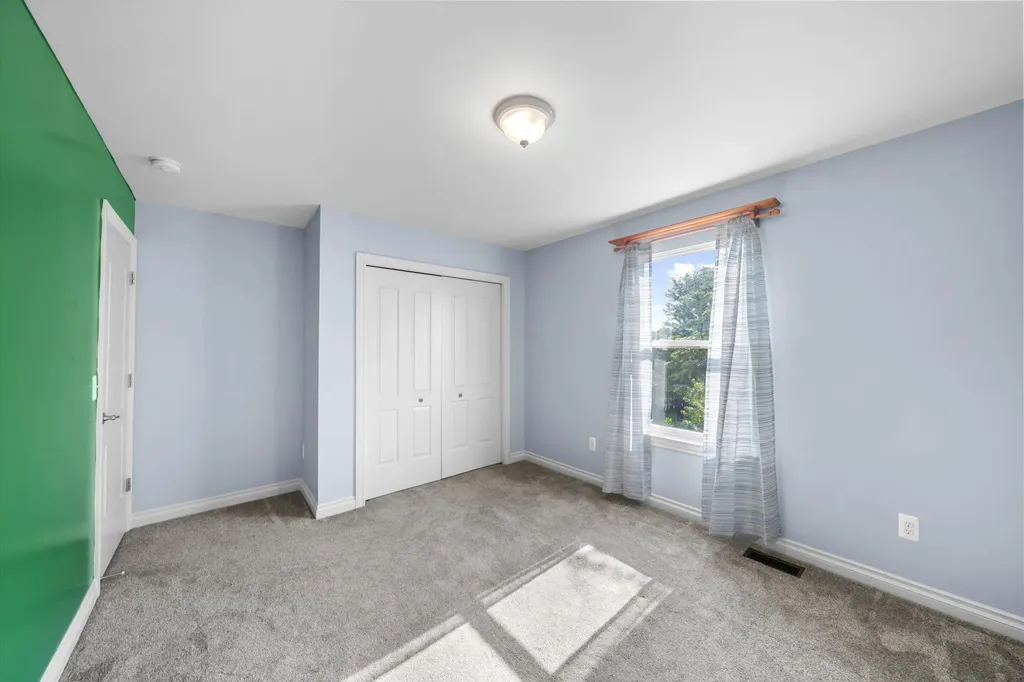 816 King Fisher Street Milan City MI 48160