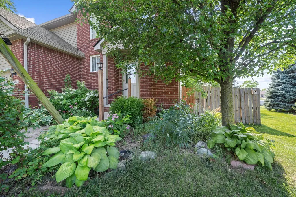 816 King Fisher Street Milan City MI 48160