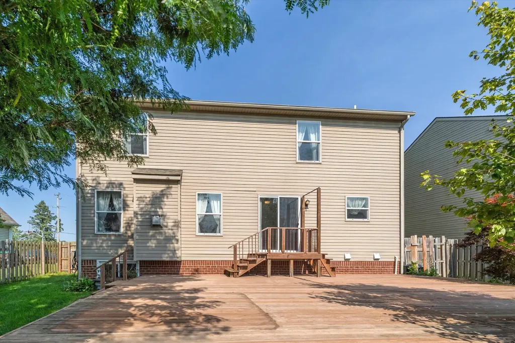 816 King Fisher Street Milan City MI 48160
